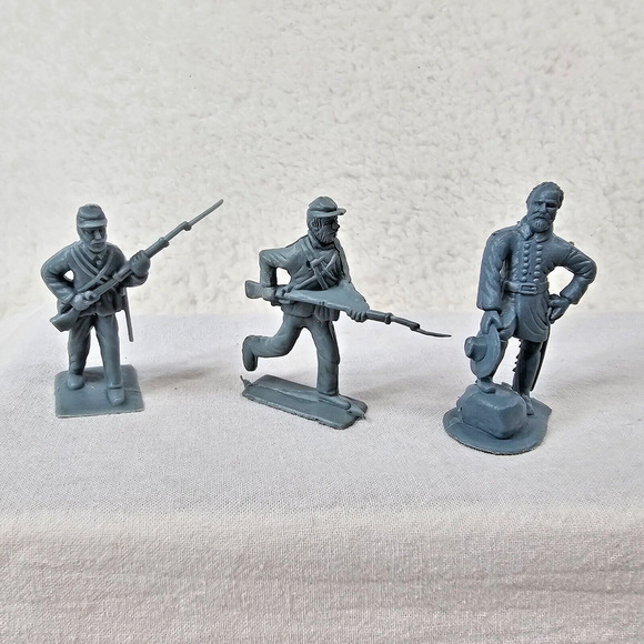 Toy Soldier Lot Civil War Era Military China Made 1 Pound Gallon Bag Blue Grey - Picture 4 of 8
